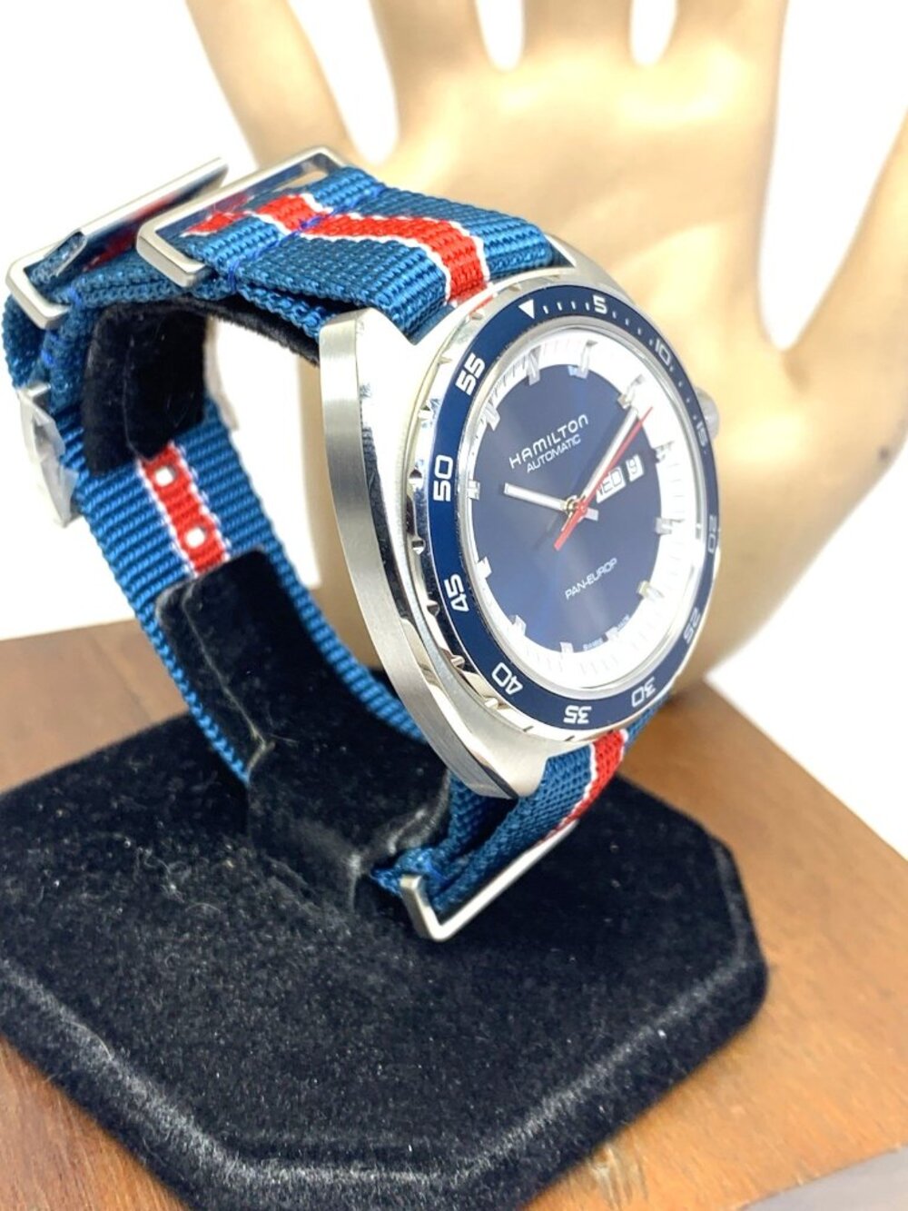 Hamilton Men's Watch H354050 Pan Europ Swiss Automatic Blue Dial Nylon Band 43mm - Picture 14 of 14